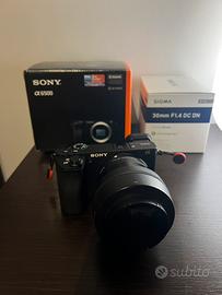 Sony a6500 con obiettivo