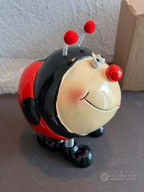 Salvadanaio coccinella