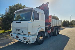 iveco 190 con gru pm