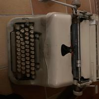 Macchina da scrivere