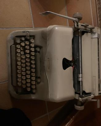 Macchina da scrivere