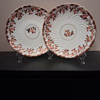 Coppia di piatti in ceramica inglese