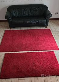 Divano in pelle (più 2 tappeti)