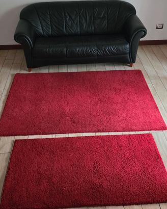 Divano in pelle (più 2 tappeti)