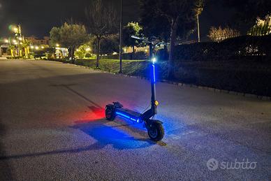 Monopattino Elettrico Ausom DT2 Pro 2.200 Watt