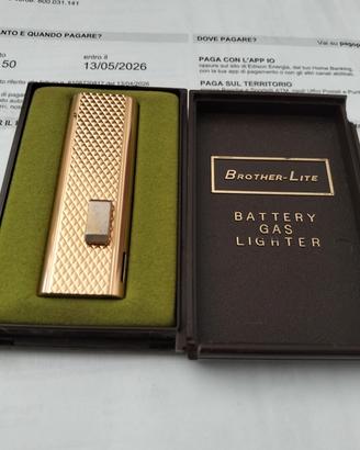 accendino vintage con scatola originale 