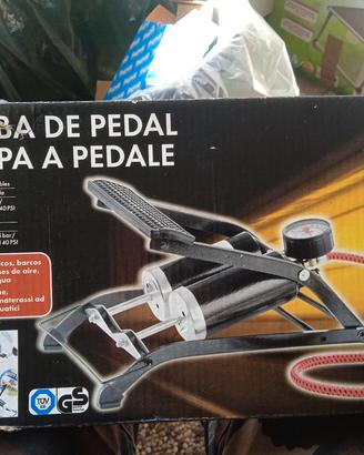 Pompa a pedale