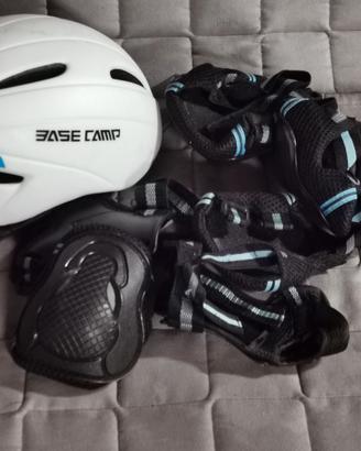 Casco, ginocchiere, para gomiti e para polsi.
