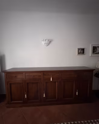 Mobile anticato (credenza) legno scuro