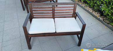 Panchine Ikea Applaro in legno scuro con cuscini