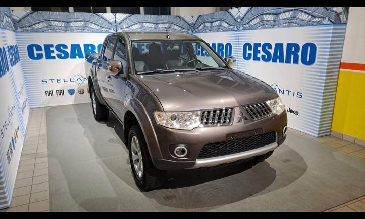 MITSUBISHI L200 d.cab 2.5 di-d Intense N1 E5