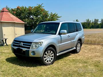 Mitsubishi Pajero 3.2 did 7 posti gancio traino