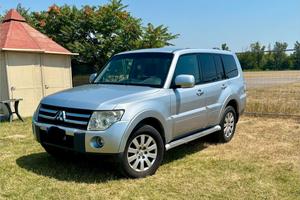 Mitsubishi Pajero 3.2 did 7 posti gancio traino