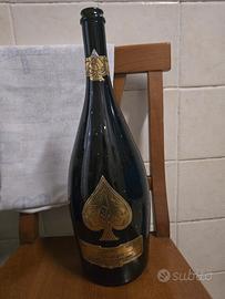 bottiglia vuota armand de Brignac 