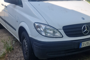Mercedes vito 111