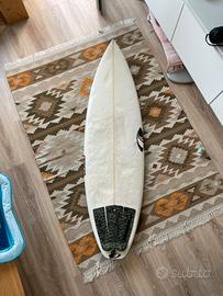 Tavola surf sharpeye 5.8