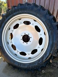Gomme strette per trattore