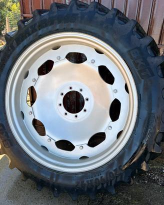 Gomme strette per trattore