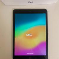 iPad 8ª generazione 32gb 2020 -con cover e scatola