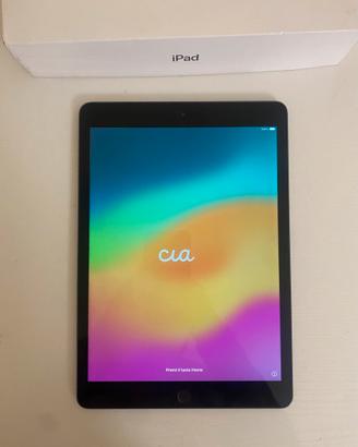 iPad 8ª generazione 32gb 2020 -con cover e scatola