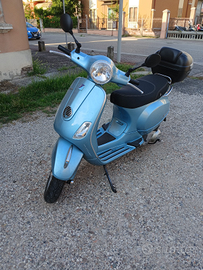 Vespa LX 150 i.e 2010