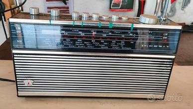radio vintage Indesit 