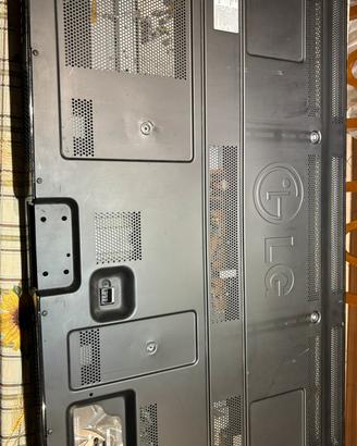 TV LG 50”