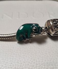 Charm camaleonte pascal