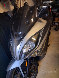 Kymco xciting 400i abs