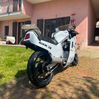 Suzuki GSX-R 750 '86 - restauro a 80%