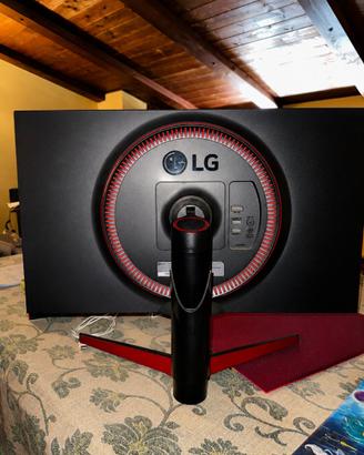 LG UltraGear 27” gaming monitor 144hz 1ms FreeSync