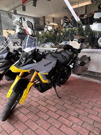 Suzuki Vstrom 800 DE + Mivv + Givi