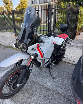 Ducati Desert x