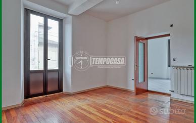 TRILOCALE IN CENTRO ARCISATE