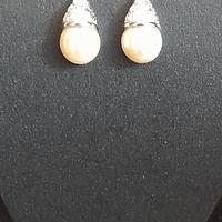 ORECCHINI MOD. LADY D CON ZIRCONI E PERLE