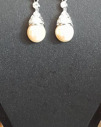 ORECCHINI MOD. LADY D CON ZIRCONI E PERLE