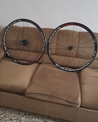 cerchi campagnolo bora one 35 mm per tubolari 