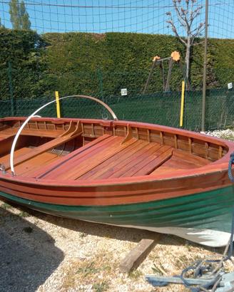 lancia da pesca