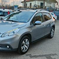 Peugeot 2008 BlueHDi 100 Allure