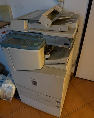 Stampante Canon F140100 guasta, per pezzi di ricam