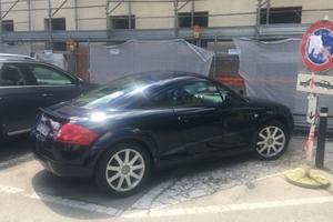 AUDI TT 1ª serie - 2002