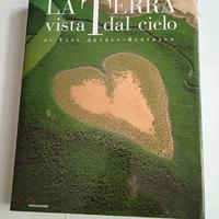 LA TERRA VISTA DAL CIELO N. 561 pagine illustrate