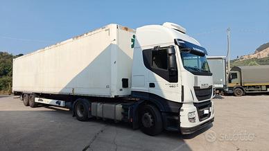 TRATTORE STRALIS 480 CON SEMIR. KRONE
