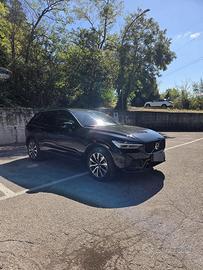 XC60 2.0 B4 Plus Dark AWVD Diesel