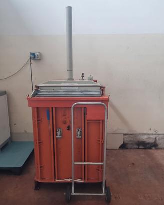 Pressa per carta e plastica Orwak 5010