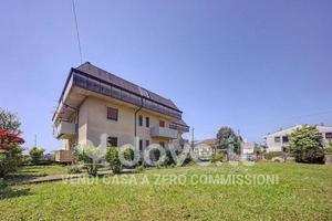 Appartamento di 133 m² con 3 locali e box auto a M