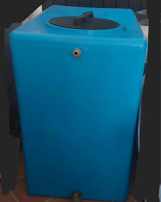 Serbatoio/cisterna acqua 500 l.