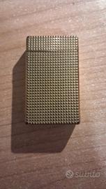Accendino S.T. Dupont placcato in oro