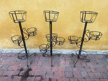 Portavasi in ferro battuto