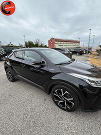 TOYOTA C-HR 1.8 Hybrid E-CVT Trend